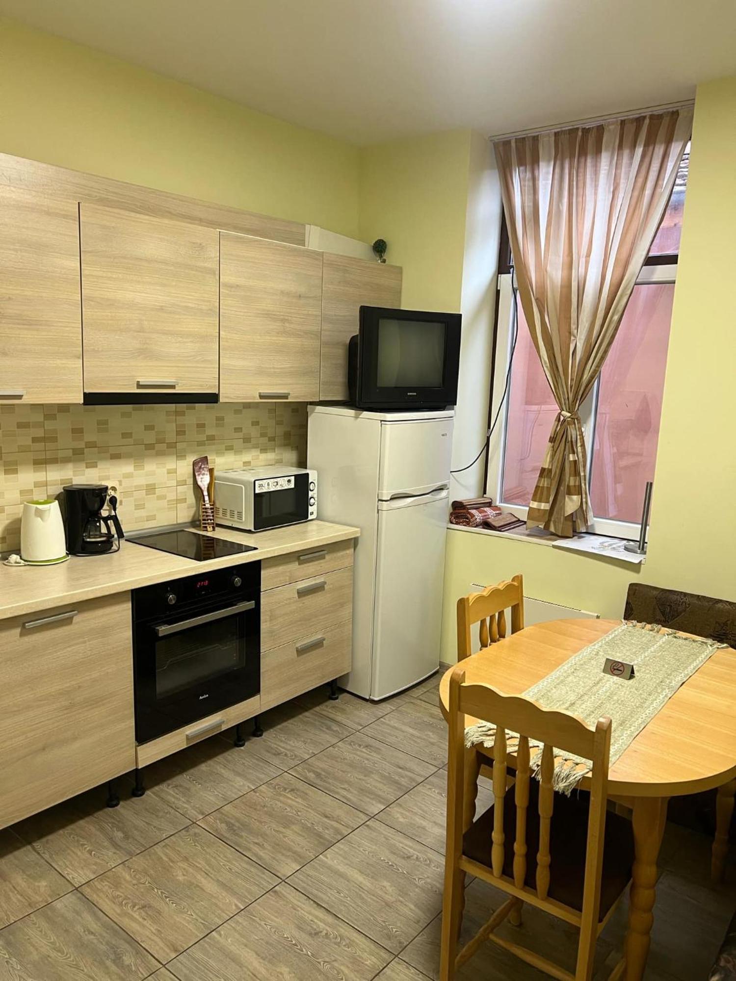 Стонел Apartment Veliko Tarnovo Ngoại thất bức ảnh
